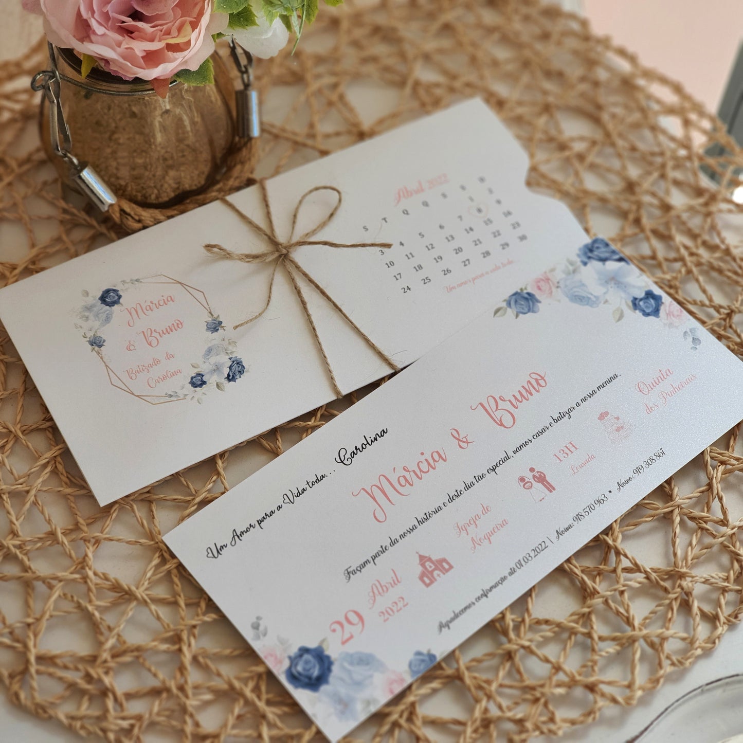 Convite flores blue e blush