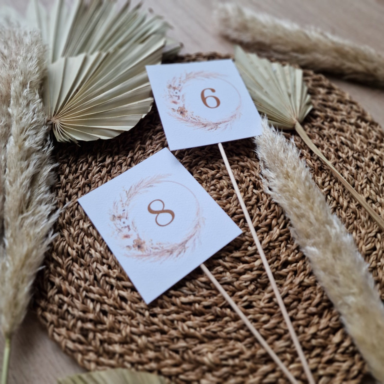 Marcador de mesa pampas and blush com pauzinho