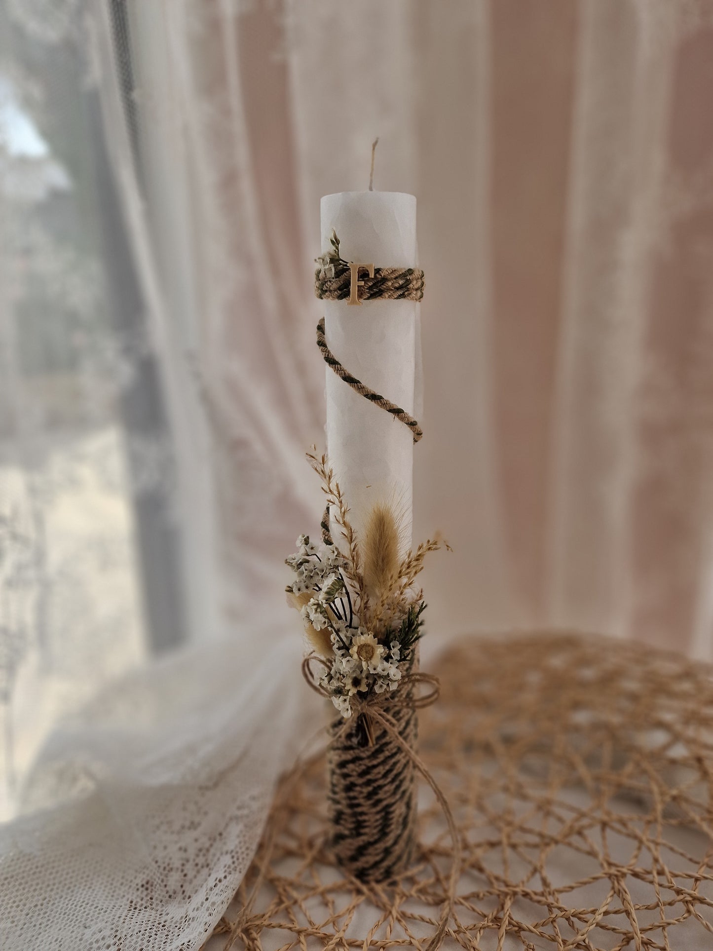 Bougie de baptême rustique faite à la main