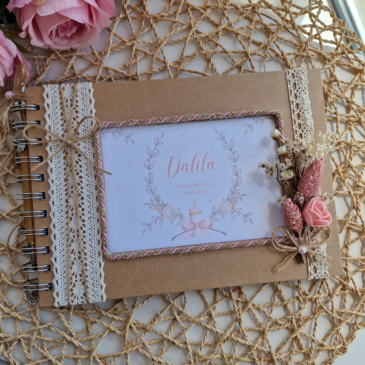 Livre de dédicace des fleurs de Dalila