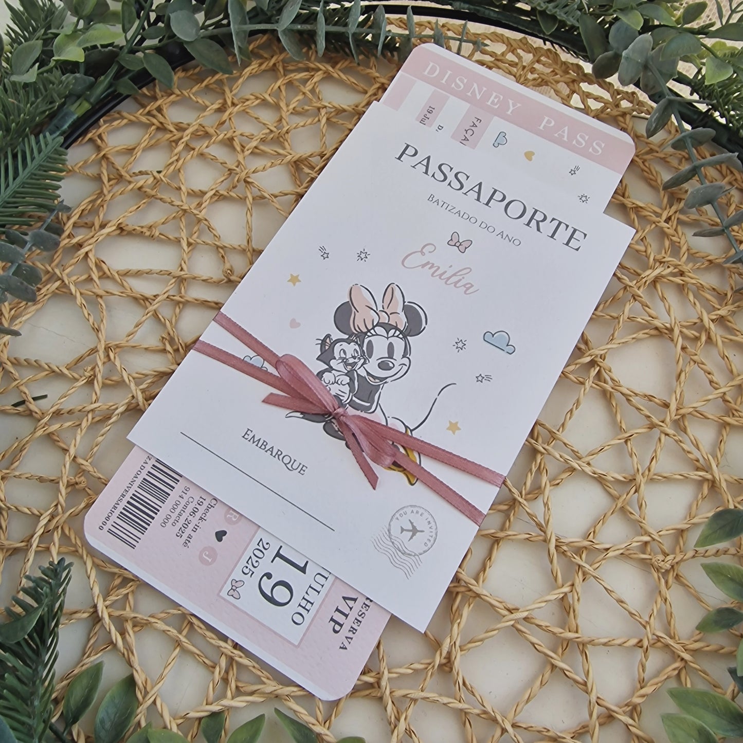 Convite passaporte Minnie Emília