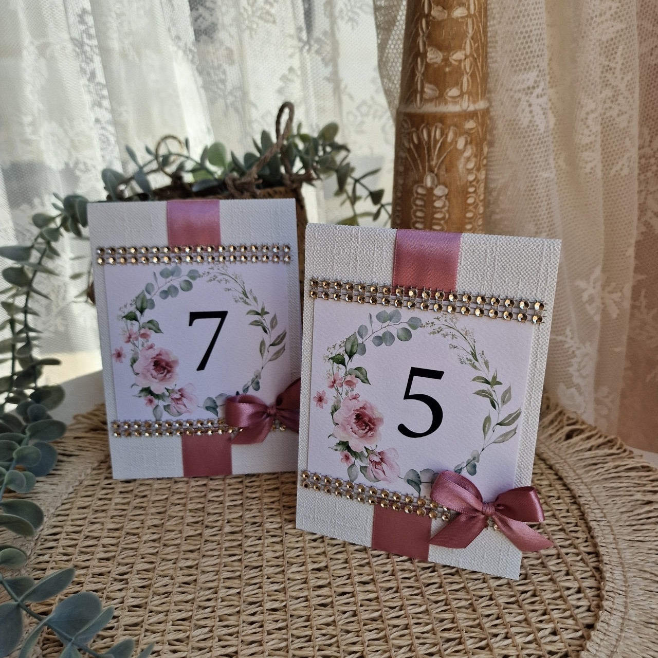 Marcadores de mesa peónias rosa