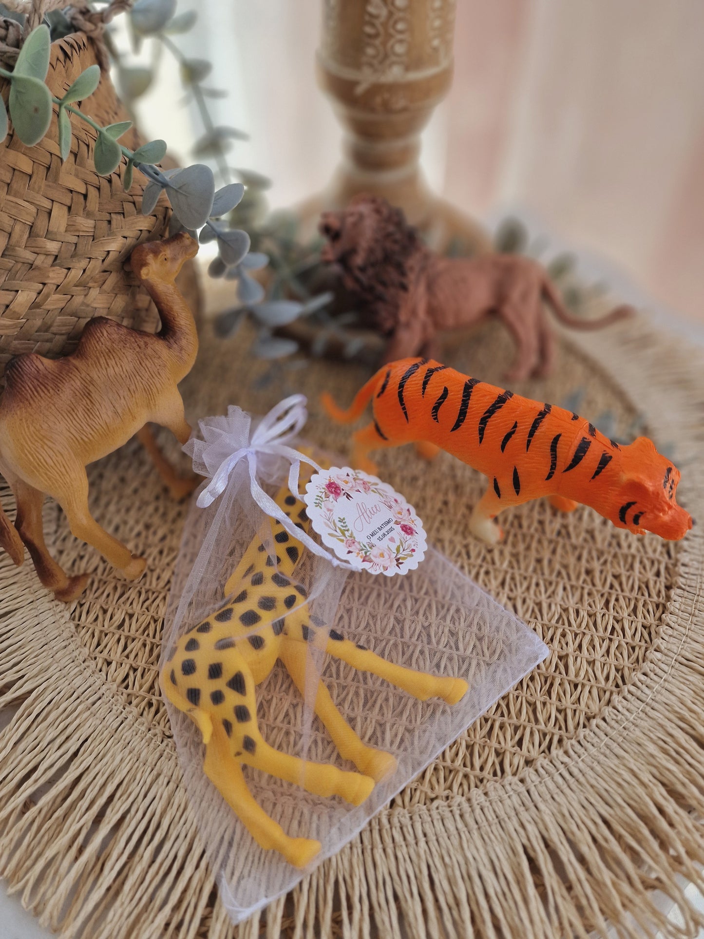 Brinquedos animais da selva