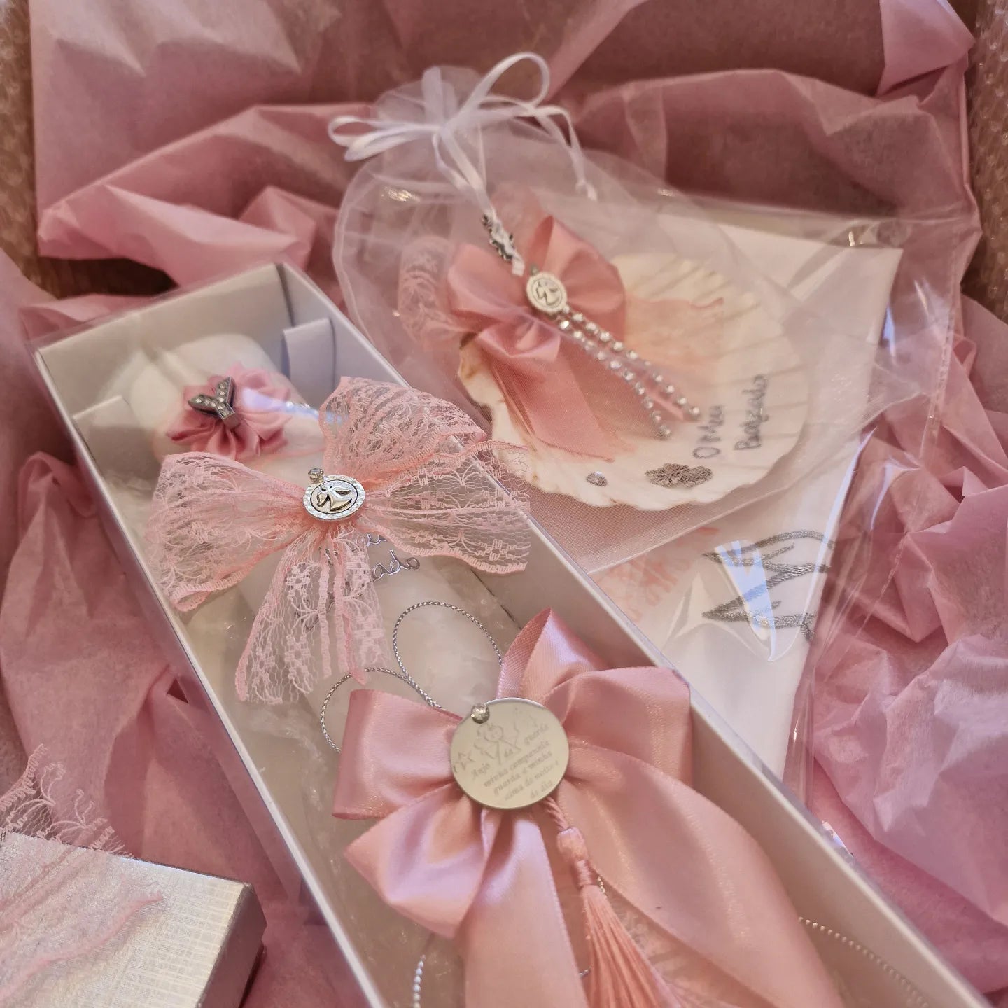 Ensemble de baptême rose