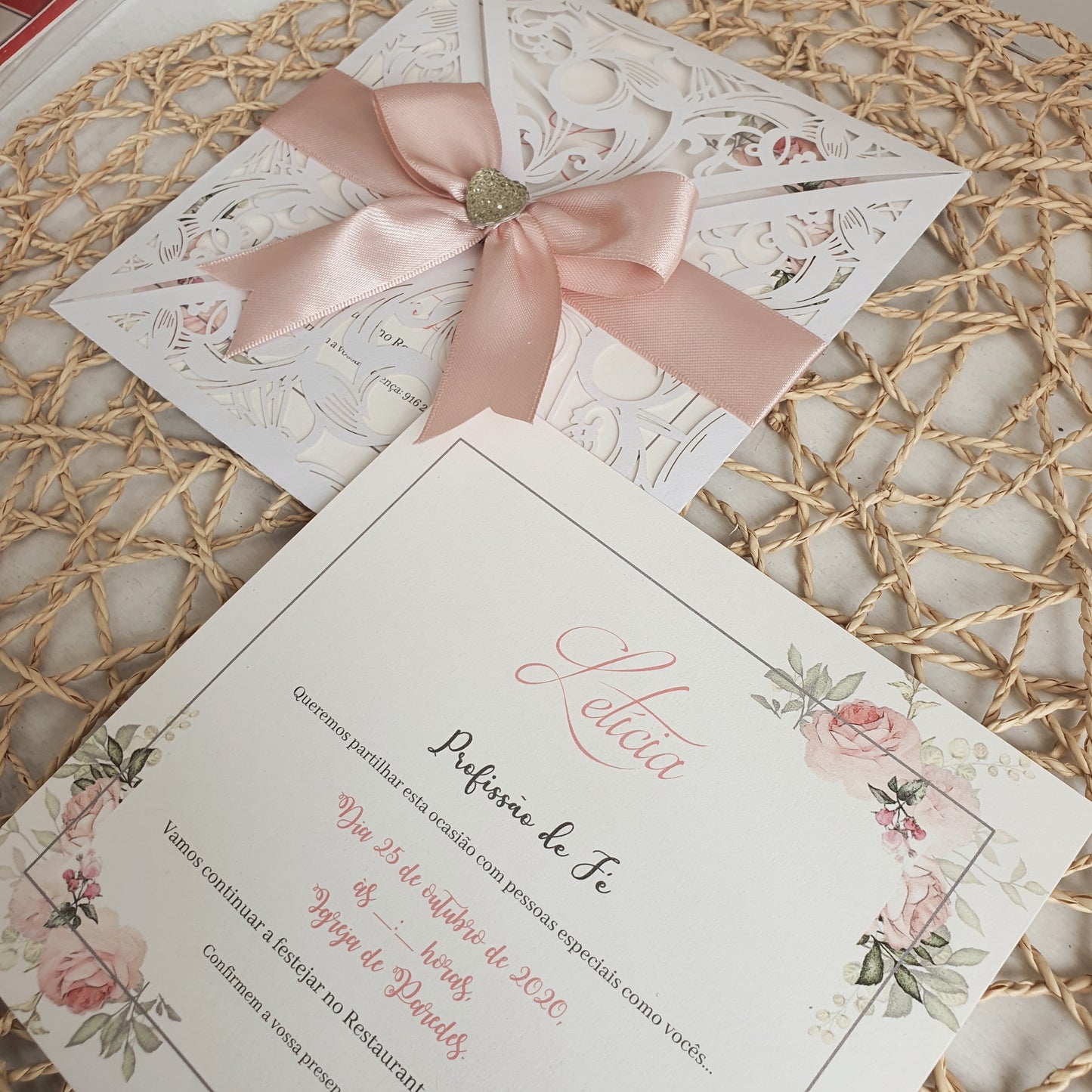 Invitation laser roses d'amour
