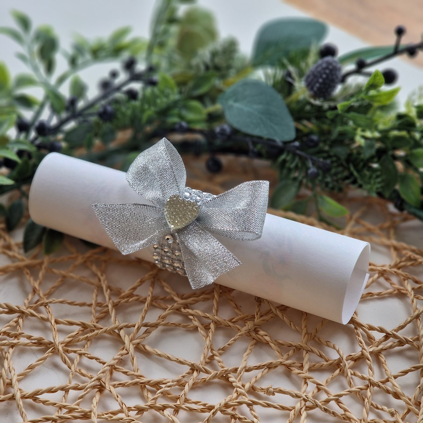 Low cost silver wedding roll