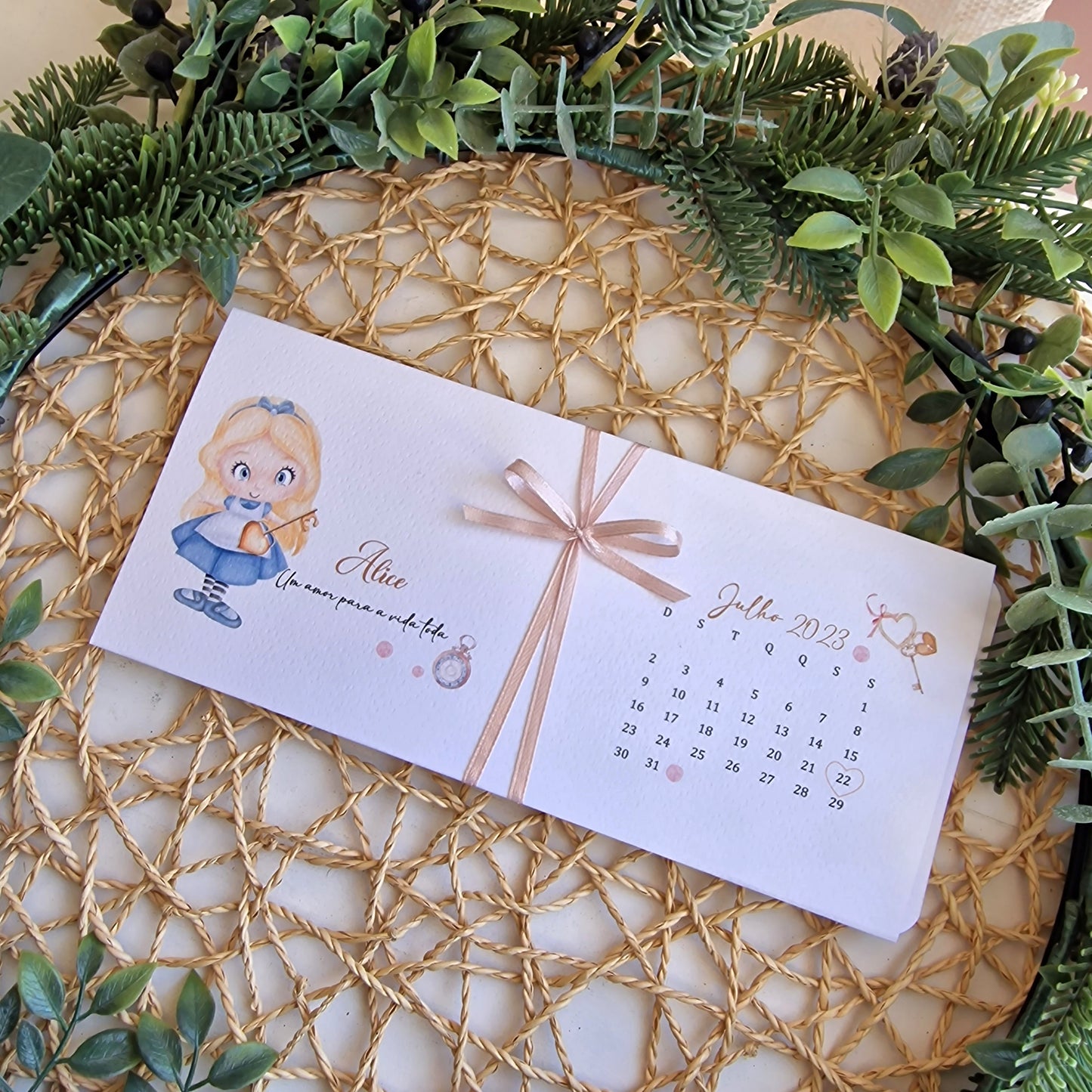 Convite de batizado Alice no País das Maravilhas