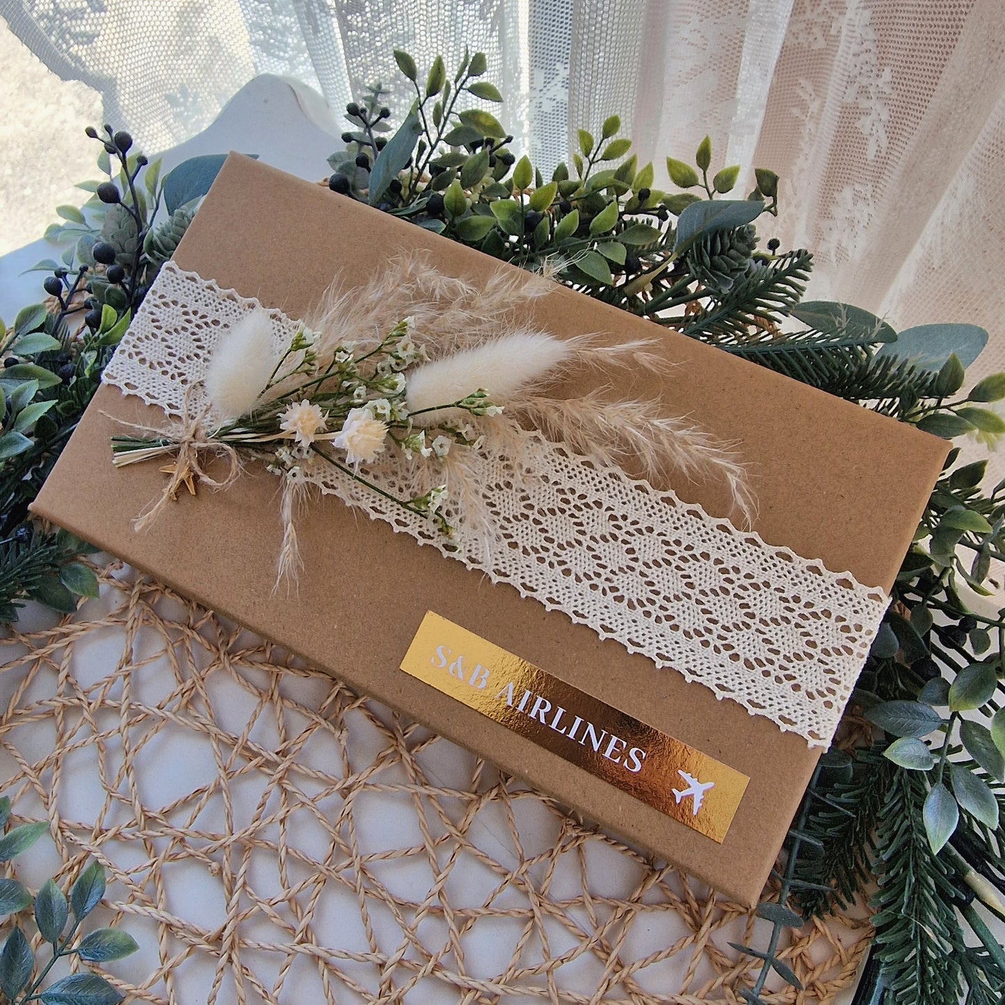 Caixa dedicatória padrinhos viagens gold