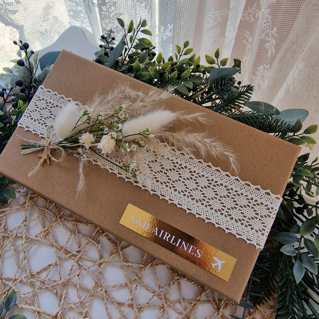 Caixa dedicatória padrinhos viagens gold