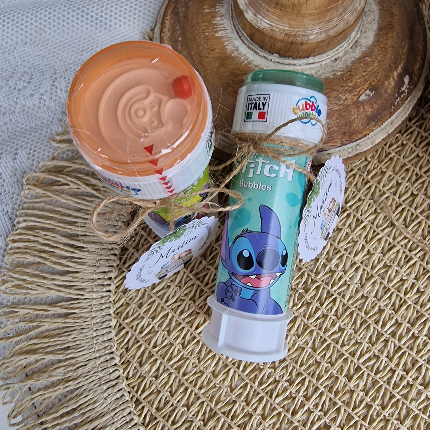 Bolinhas de sabão com etiqueta