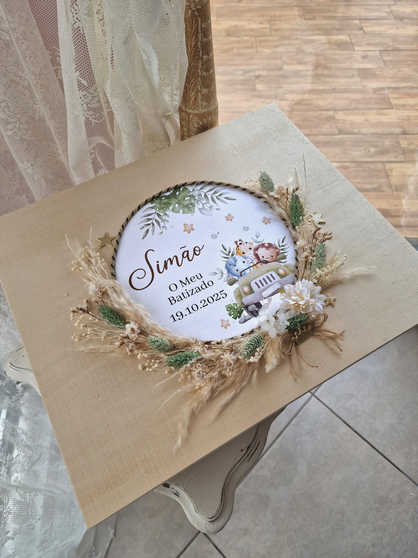 Caixa para roupinha e conjunto de batizado Safari