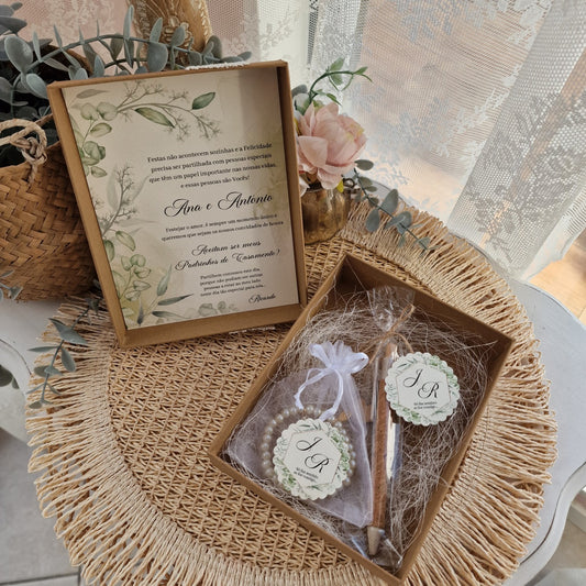 Caixa com dedicatória para padrinhos de casamento verdes natureza