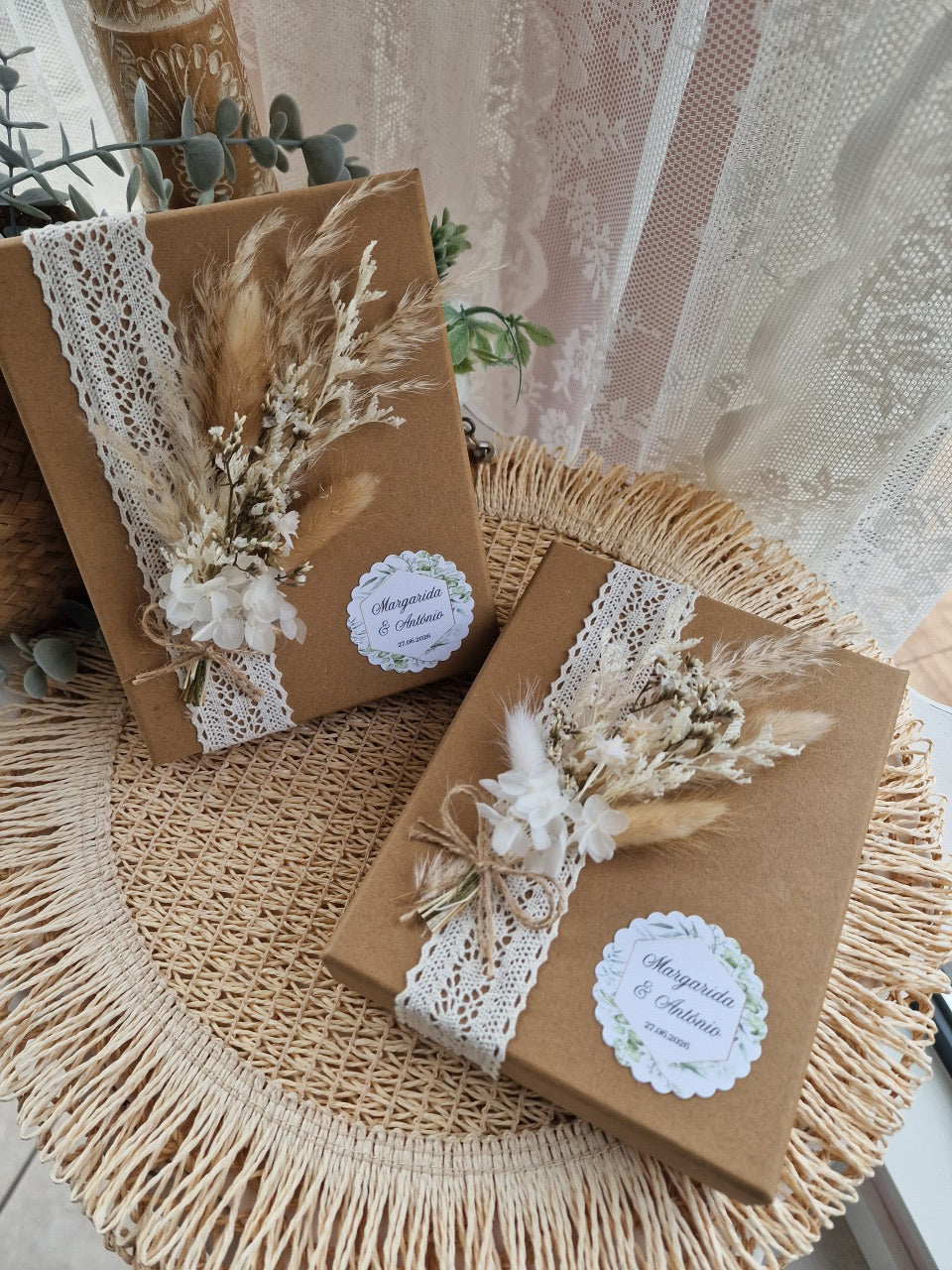 Caixa com dedicatória para padrinhos de casamento verdes natureza