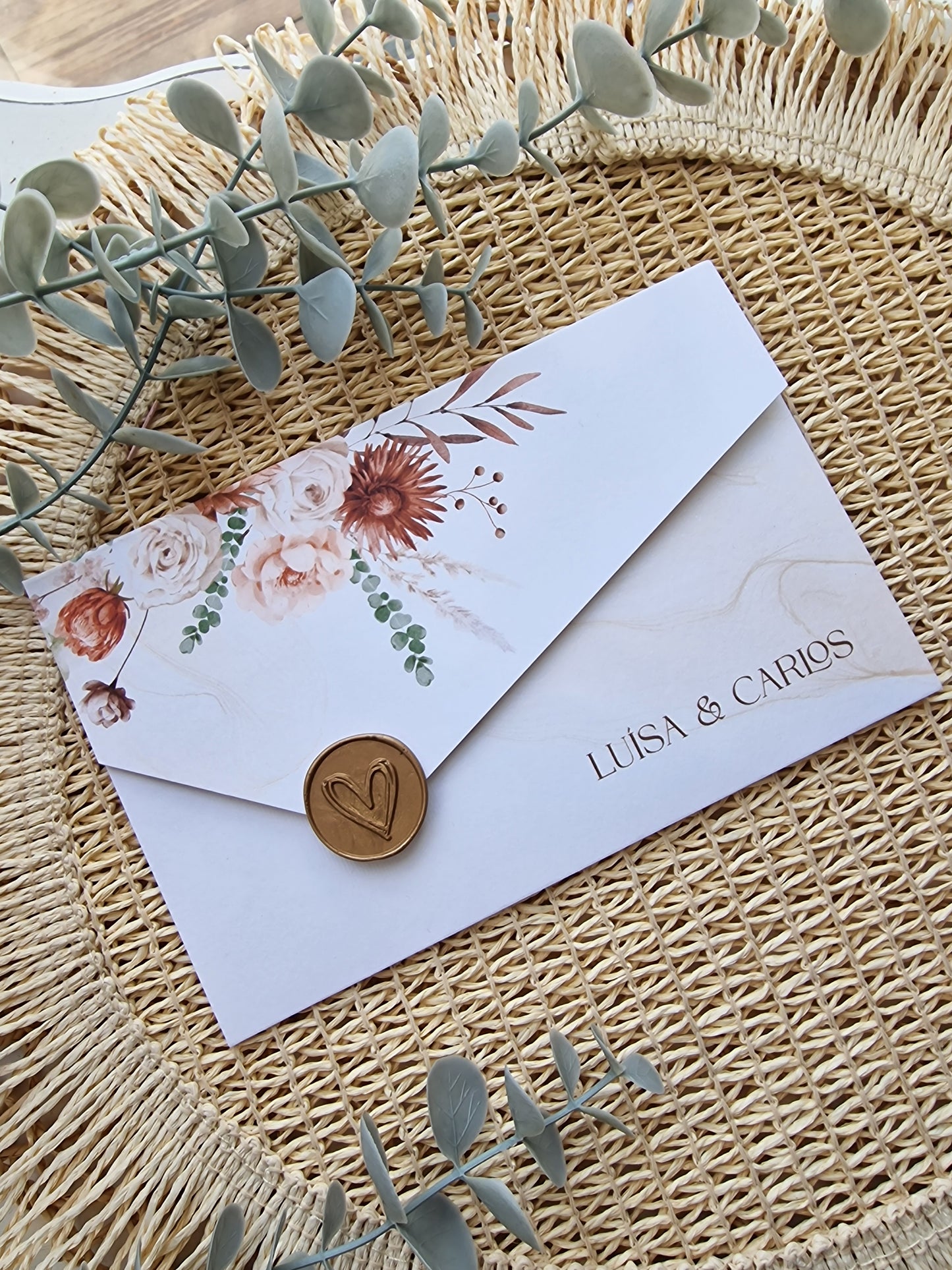 Convite de casamento em terracota Luísa & Carlos personalizado