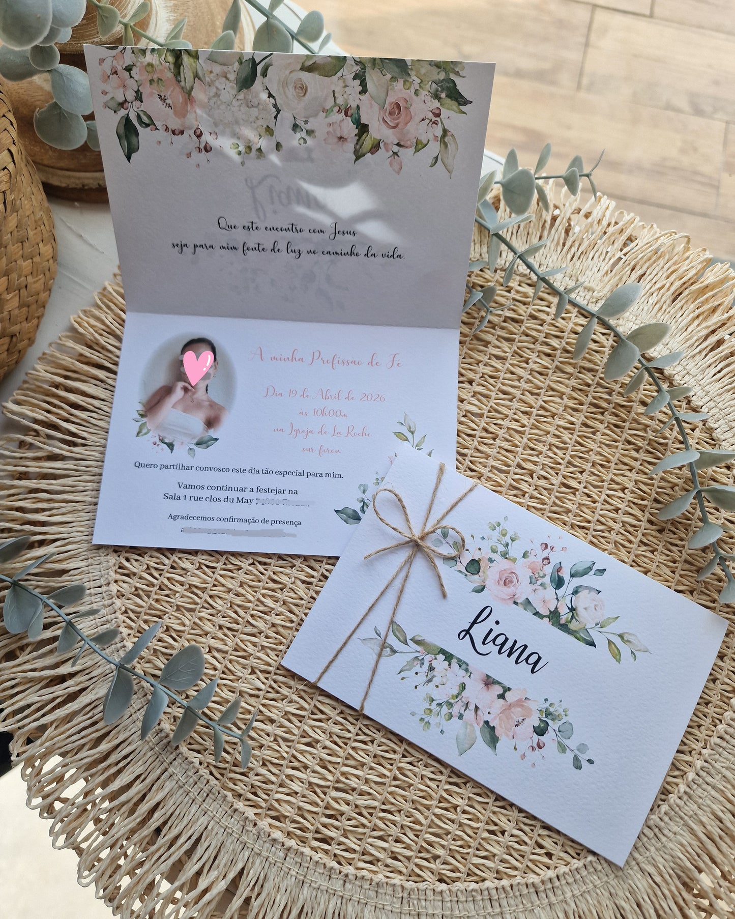 Convite floral da Profissão de Fé da Liana