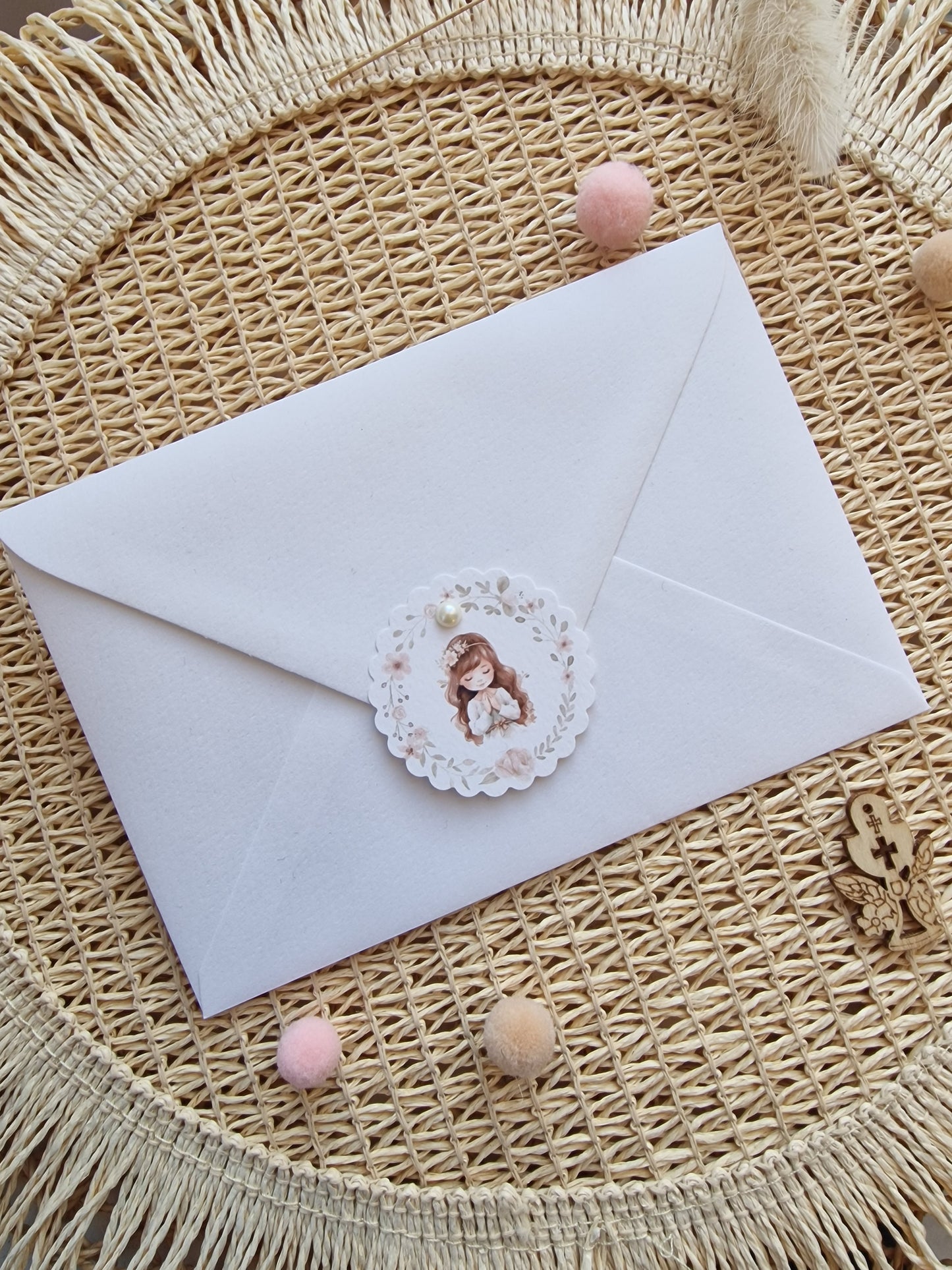 Convite de 1ª Comunhão envelope branco Vitória