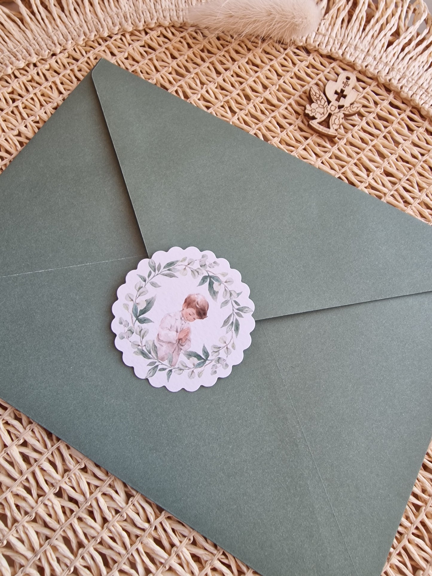 Convite de 1ª Comunhão envelope verde Rodrigo
