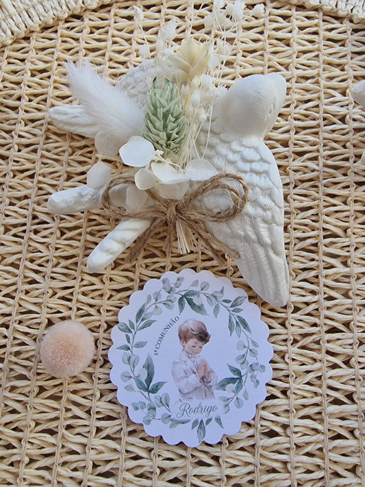 Pombinha 1ª Comunhão Premium Modelo de Menino