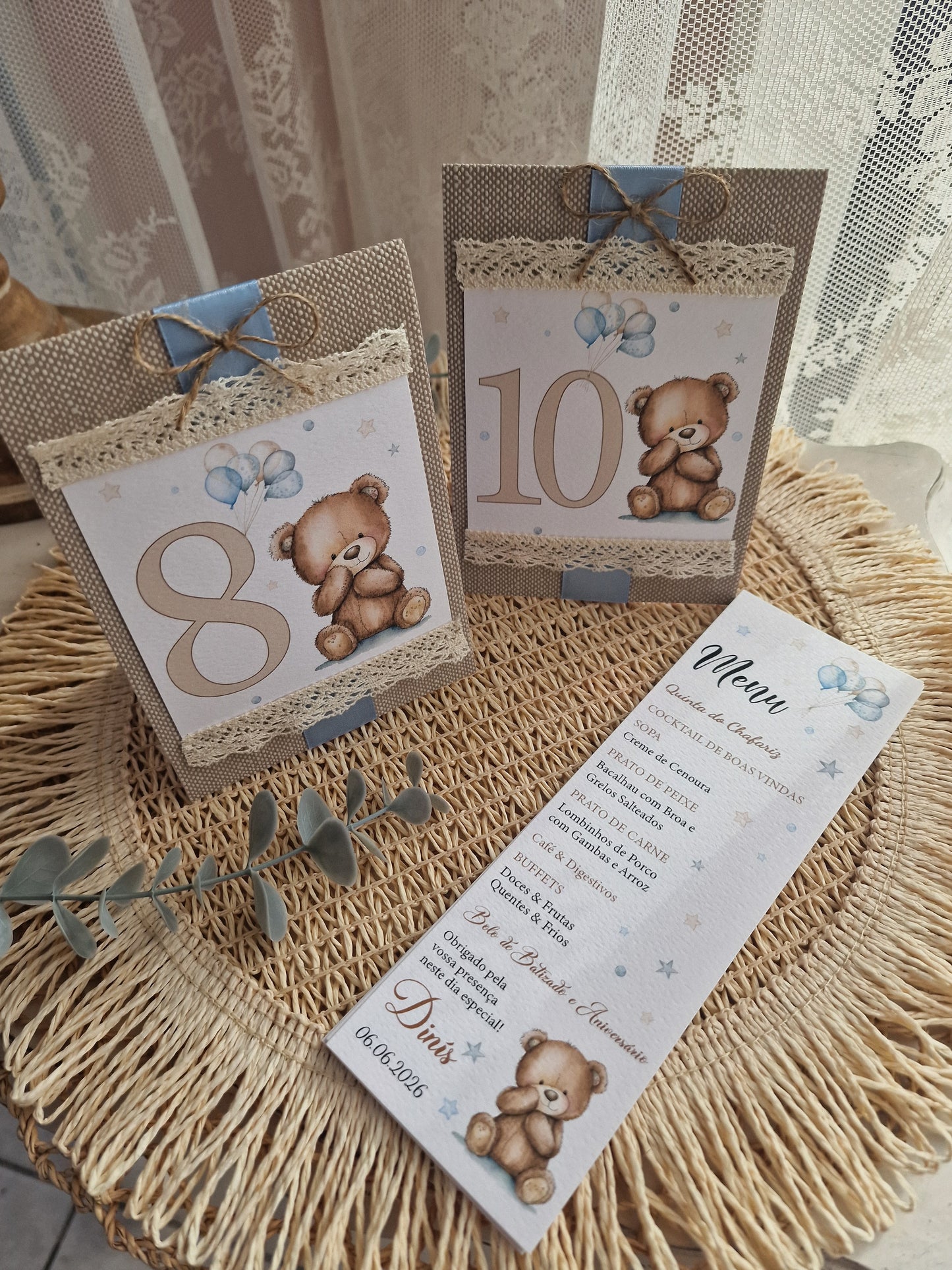 Blue teddy bear table marker with base