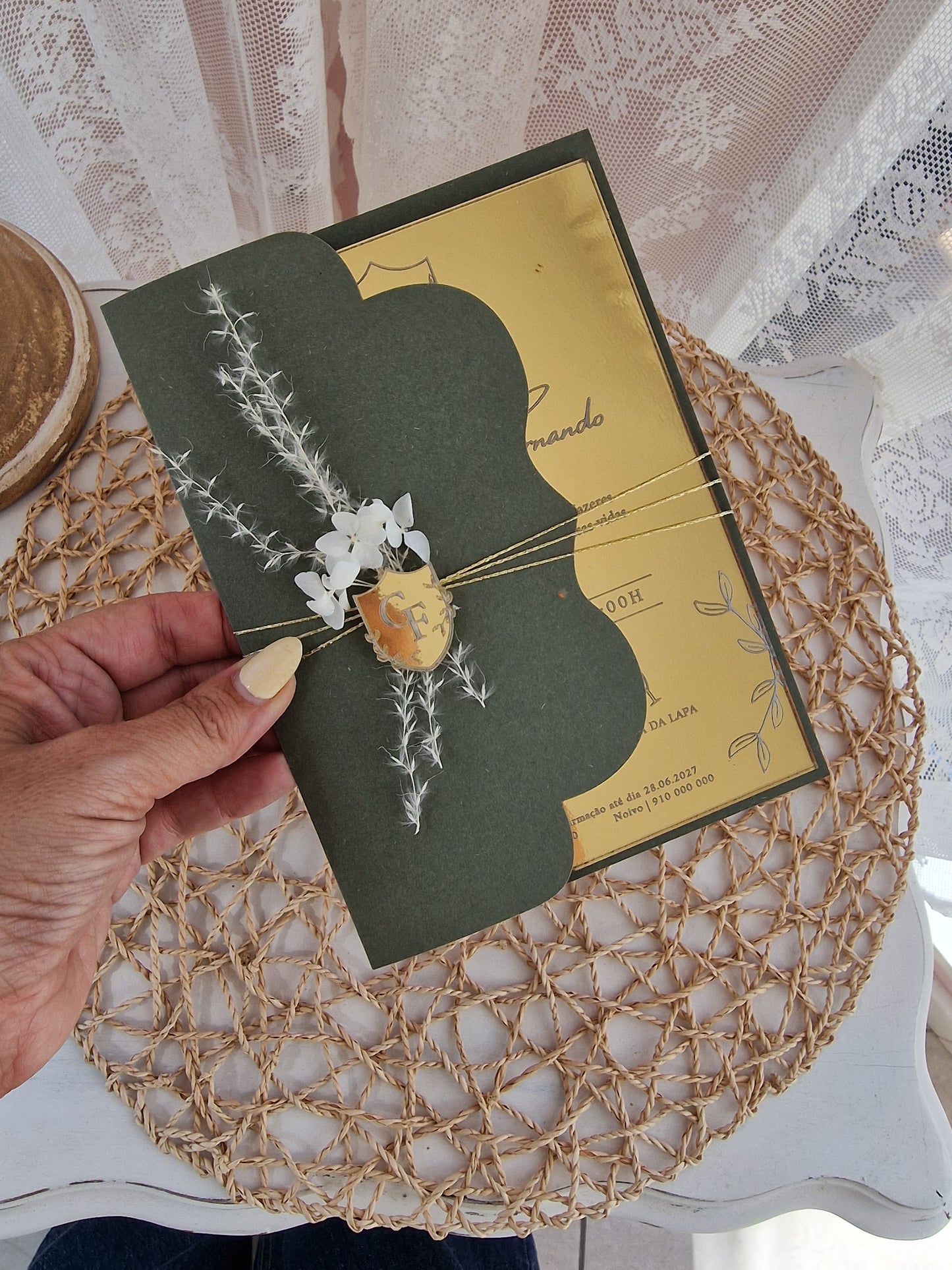 Convite de casamento Premium em acrílico dourado espelhado